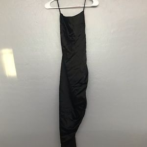 Fiestar scoop neck midi dress with thigh slit, size is medium, in black